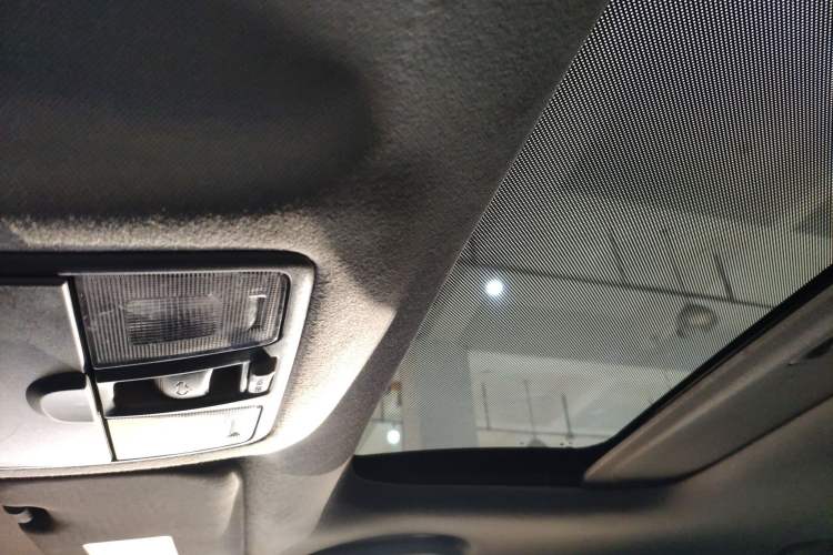 Used Hyundai Elantra (5th Generation / Langdong) 2016 1.6L Automatic Smart Version
