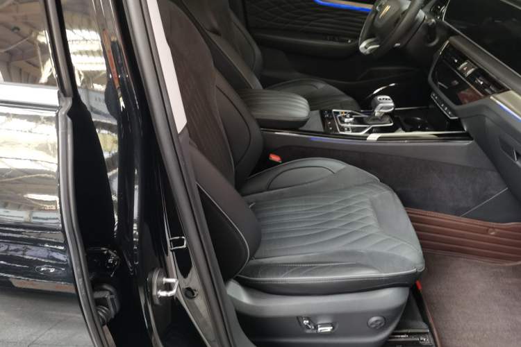 Used Hongqi HS5 2022 Revised Version 2.0T Smart Connect Flagship Edition Right Front Seat