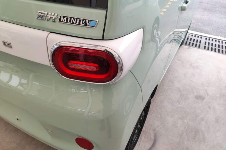 Used Wuling Hongguang MINIEV 2024 3rd Generation 215km Advanced Version