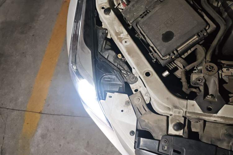 Used Cadillac ATS-L 2017 28T Tech Edition Right Front Headlight