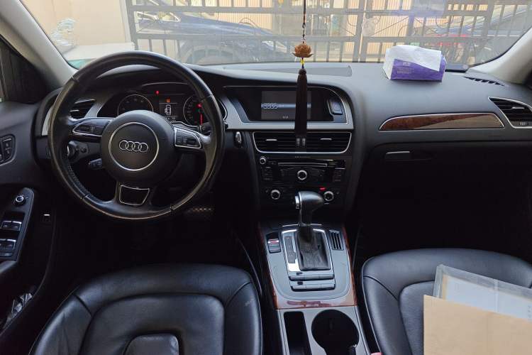 Used Audi A4L 2015 35 TFSI Automatic Comfort Model