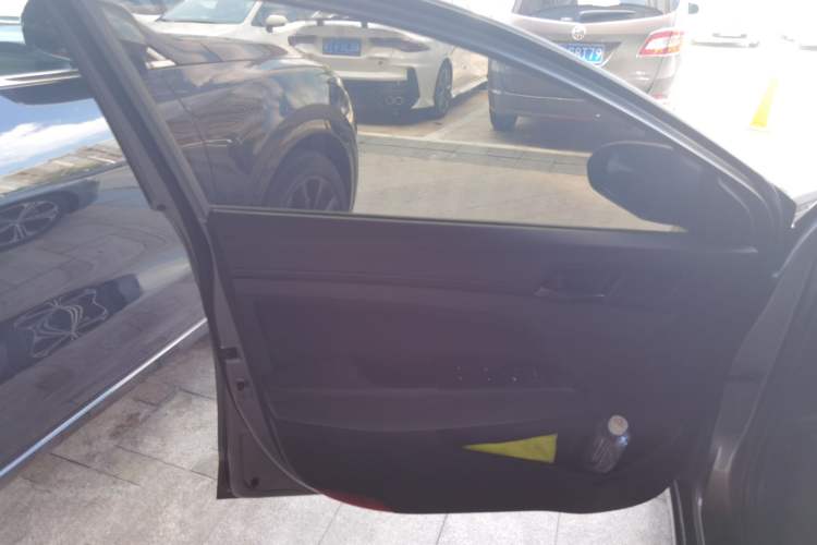 Used Hyundai Elantra (6th Generation / Lingdong) 2018 1.4T Dual-Clutch Xuan Dong · Dynamic Edition Interior 7