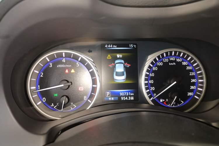 Used Infiniti Q50L 2016 2.0T Enjoyment Edition Instrument Cluster