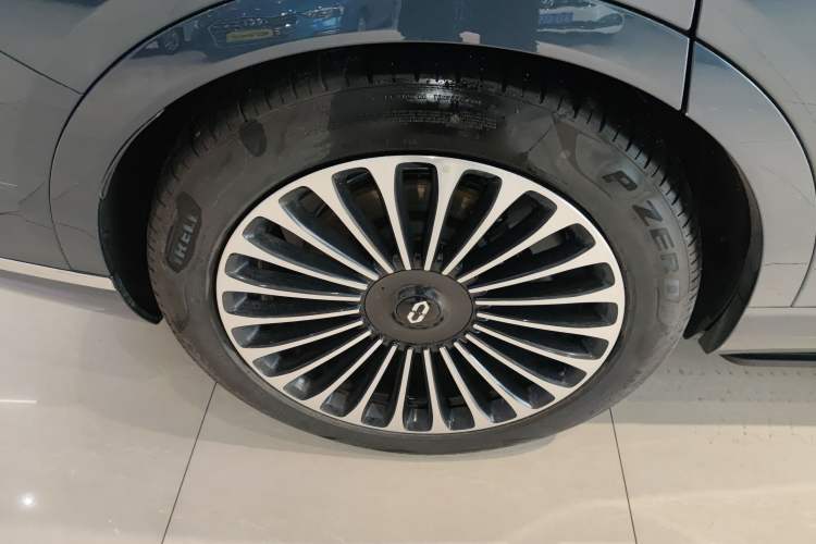 Used Hima AITO M9 2024 Range-Extended Ultra Version 52 kWh 5-Seater Model