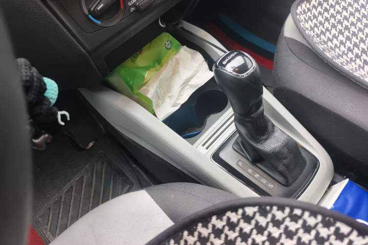 Used Skoda Fabia 2017 1.4L Automatic Car Enjoy Edition
