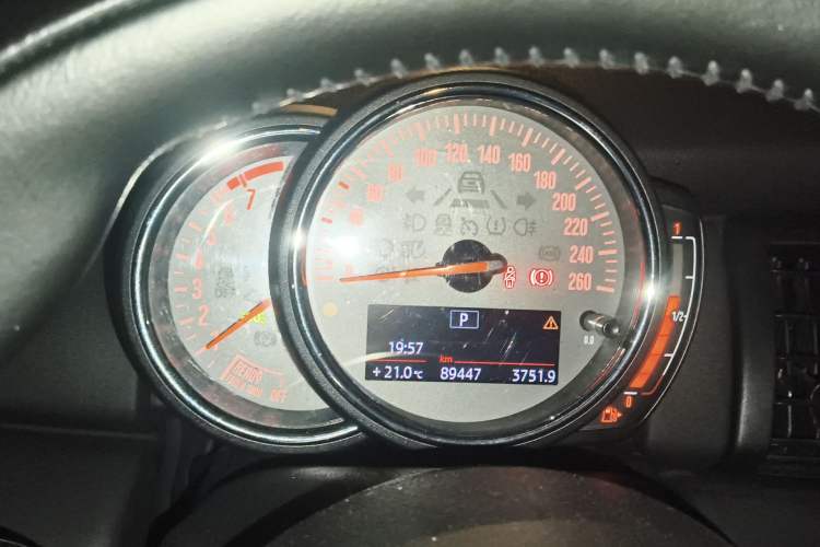 Used MINI 2018 1.5T ONE