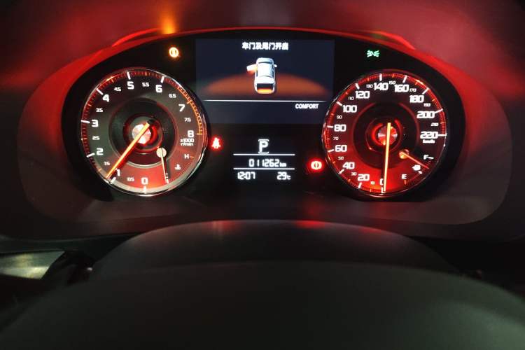 Used Acura CDX 2021 1.5T Two-Wheel Drive Deluxe · A-Spec Smart Safety Sport Model Odometer Close Up