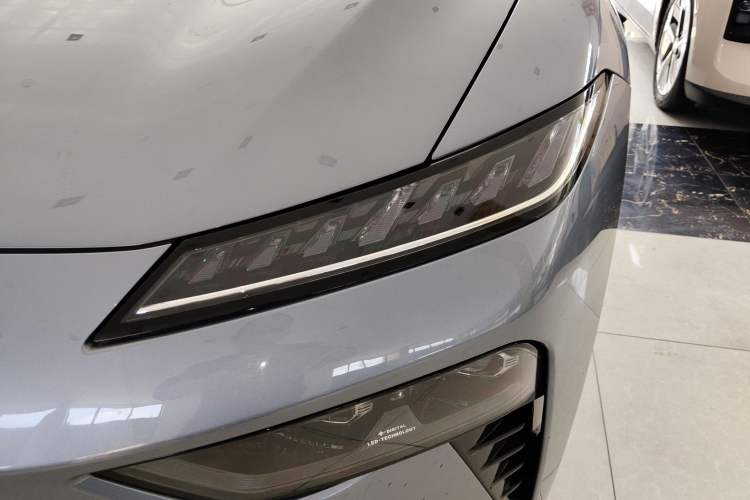 Used Dongfeng eπ eπ007 2024 530 Pro Version Left Front Headlight