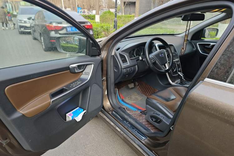 Used Volvo XC60 2014 T6 Zhiyi Edition
