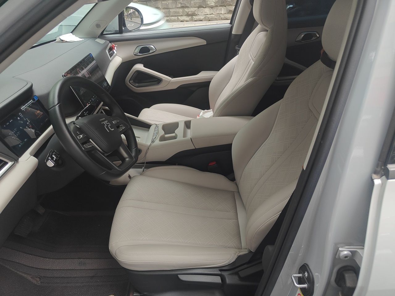 BYD Yuan UP 2025 Intelligent Driving Version 401 KM Dynamic Edition — снимка 14