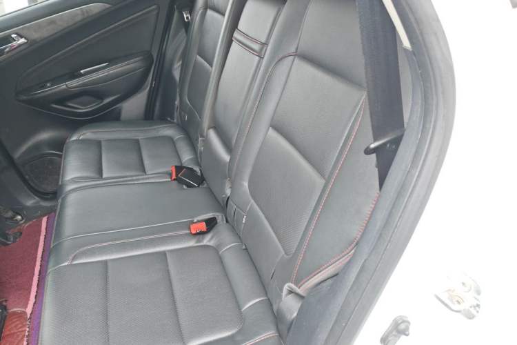 Used CHANGAN CS75 2017 Shangku Edition 1.5T Manual ZhiXiang Model

