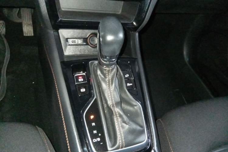 Used Roewe RX3 2021 PRO 1.6L CVT Elite Model