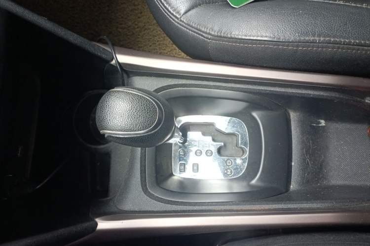 Used Peugeot 2008 2014 1.6L Automatic Navigation Edition