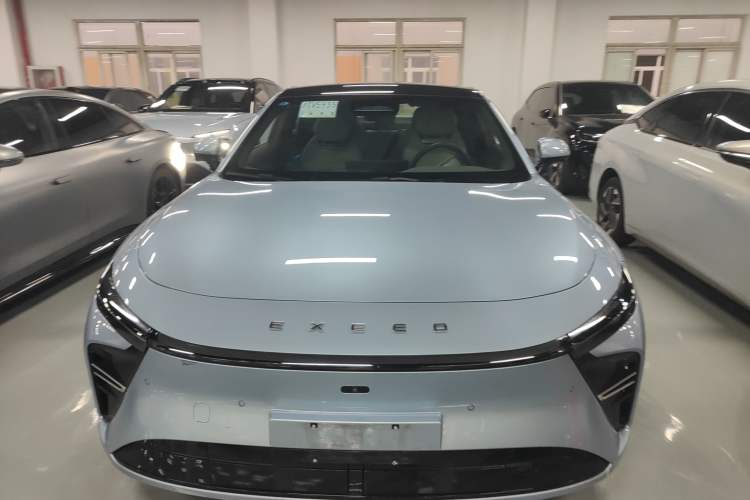 Used EXEED Star Era ES 2024 Max Long-Range Version Front