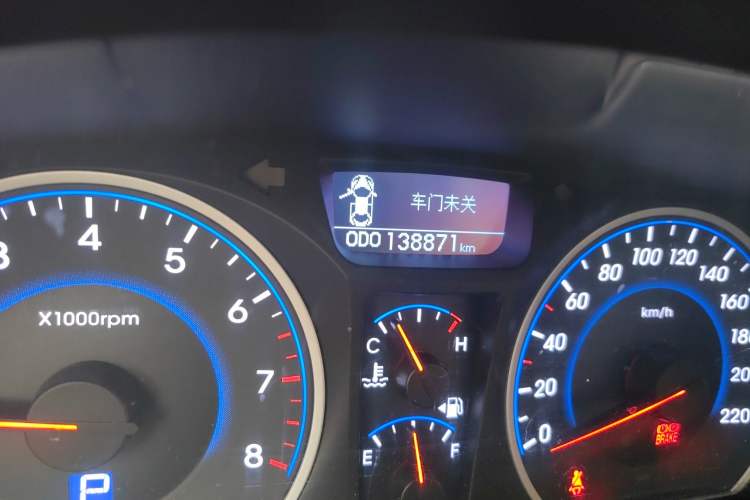 Used Hyundai Celesta 2011 1.6L Automatic Luxury Version
