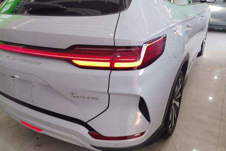 Used BYD Song PLUS New Energy 2024 Honor Edition EV 520km Luxury Model