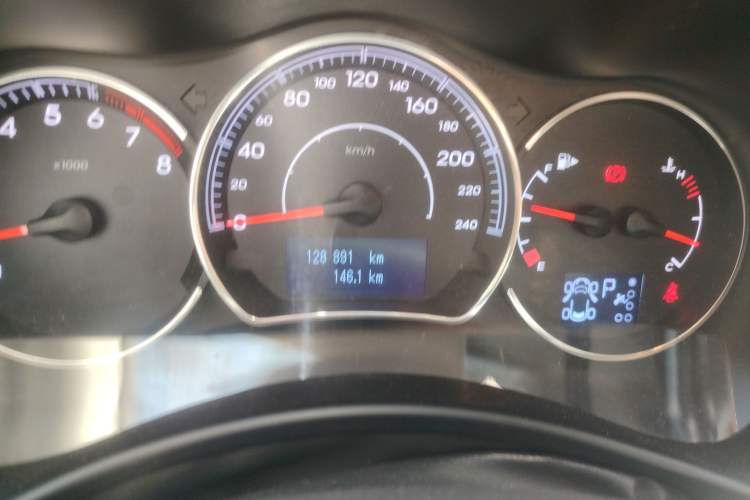 Used Renault Koleos 2014 2.5L 4x4 Comfort Edition
