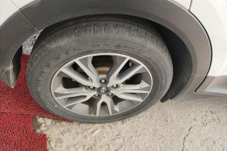 Used Hyundai ix25 2017 1.4T Automatic Smart Version
