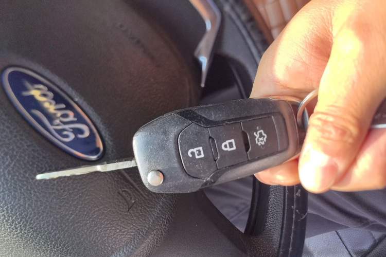 Used Ford Escort 2015 1.5L Manual Comfort Model
