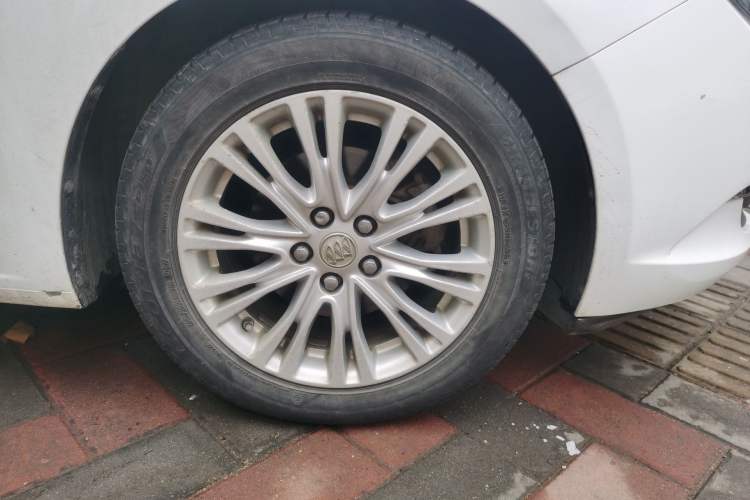 Used Buick GT 2015 15N Manual Luxury Version
