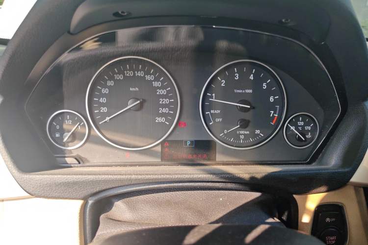 Used BMW 3 Series 2014 320Li Fashion Model
