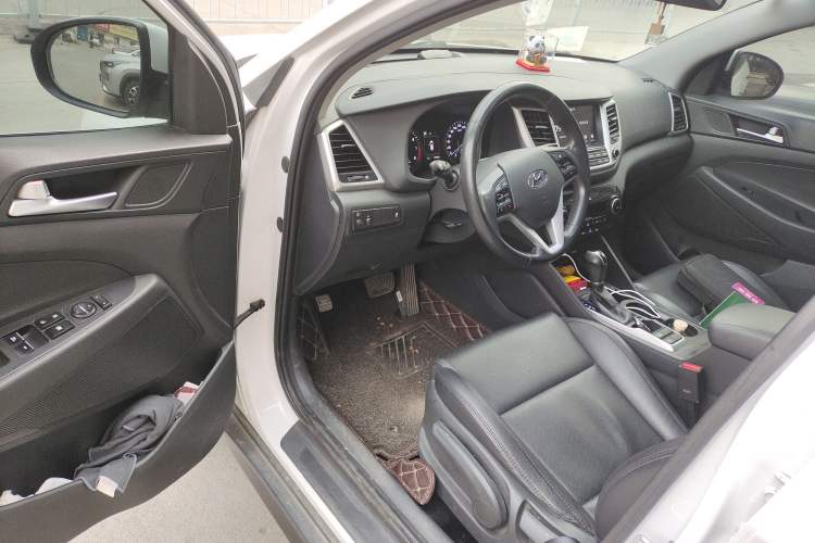 Used Hyundai Tucson 2015 1.6T Dual-Clutch Two-Wheel-Drive Smart Model