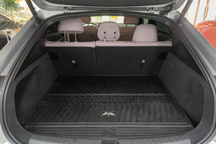 Used ONVO L60 2024 60 kWh Rear-Drive Version
