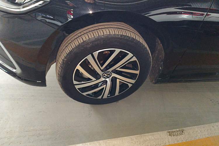 Used Volkswagen Lavida 2023 1.5L Automatic 5 Million Edition Exterior 4