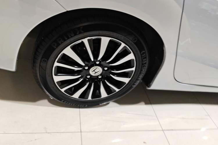 Used Honda Crider 2013 1.8L automatic comfort version