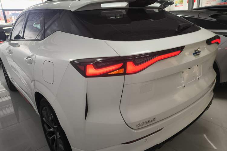 Used CHANGAN OSHAN Z6 2023 Blue Whale 2.0T Automatic Smart Drive Model Rear Left 45 Deg