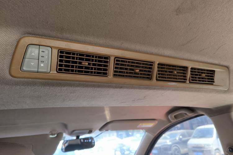 Used Wuling Hongguang 2015 1.5L S1 Luxury National Emission Standard V
