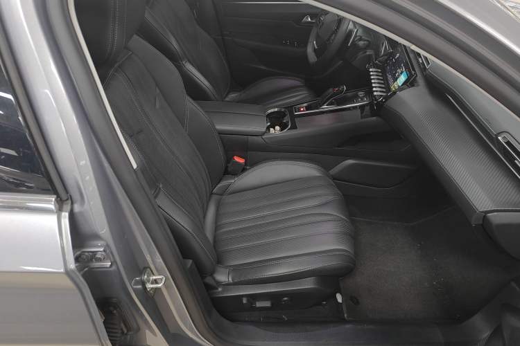 Used Peugeot 508 2023 508L 400THP Driving Flagship Edition Right Front Seat