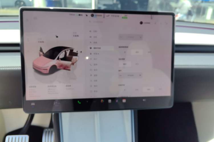 Used Tesla Model Y 2025 Rear-Wheel-Drive Version
