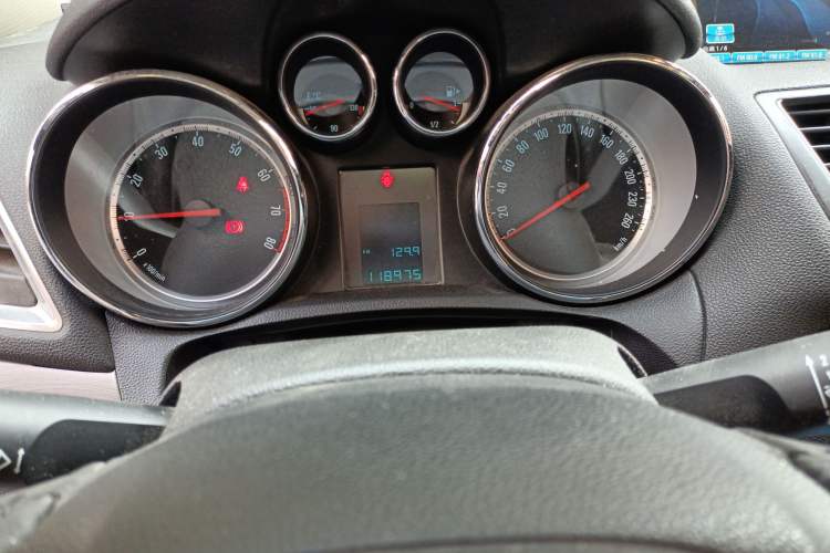 Used Buick Encore 2014 1.4T Manual Two-Wheel Drive Urban Sport Model
