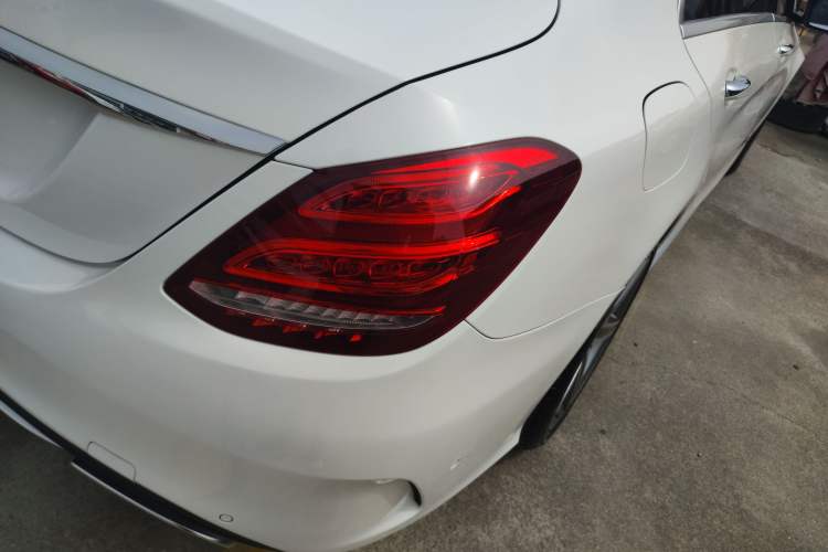 Used Mercedes-Benz C-Class 2015 C 260 L Sport Edition
