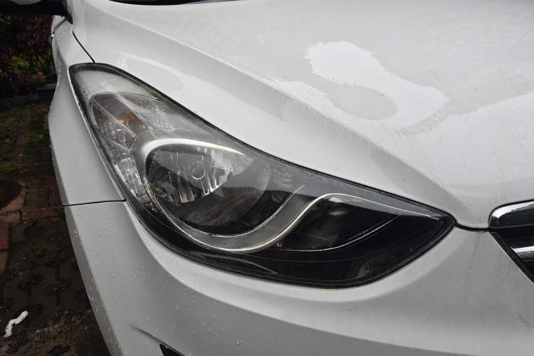 Used Hyundai Elantra (5th Generation / Langdong) 2015 1.6L Automatic Luxury Model
