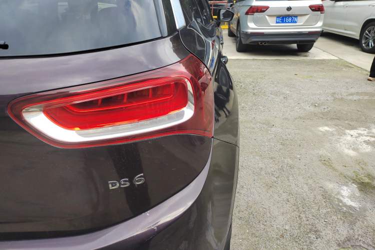 Used DS 6 2014 1.6T Luxury Edition THP160
