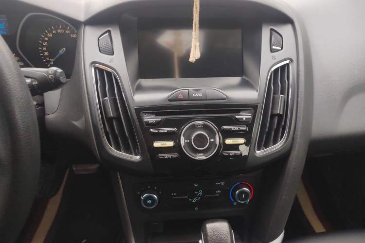 Used Ford Focus 2017 Hatchback 1.6L Automatic Comfort Plus SmartDrive Edition
