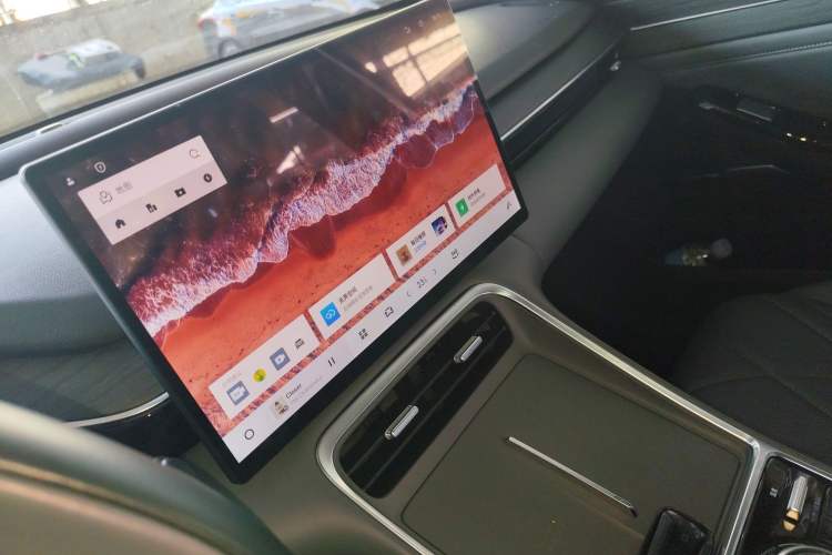 Used Geely Galaxy L6 2025 EM-i 140km Starship Edition
