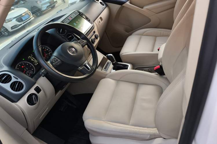 Used Volkswagen Tiguan 2013 1.8 TSI Automatic Two-Wheel Drive Comfort Edition Left Front Seat