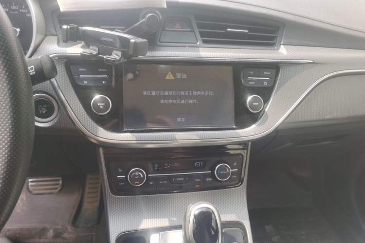 Used Geely Auto Emgrand GS 2016 Sport Edition 1.3T Automatic ZhenShang Model Audio And AC Panel