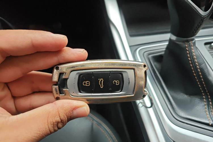 Used Geely Auto Vision X6 2018 1.4T CVT 4G Connected Luxury Version