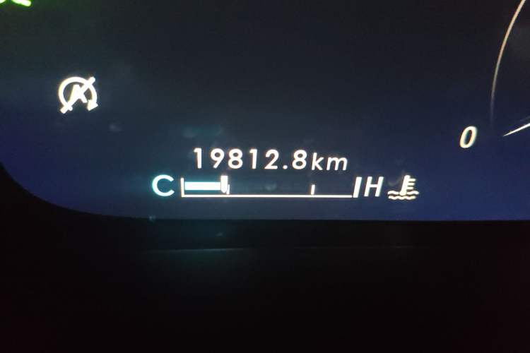 Used Lincoln Nautilus 2021 2.0T Four-Wheel Drive Luxury Edition Odometer Close Up