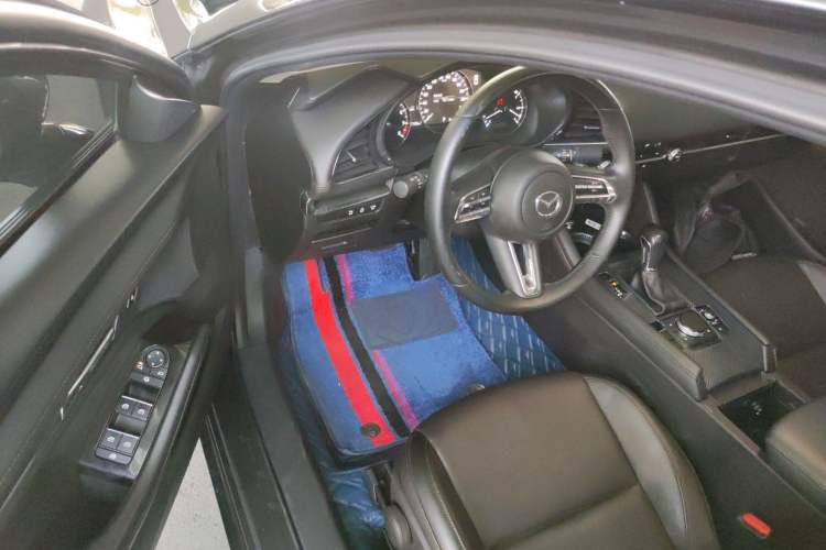 Used Mazda 3 Axela 2021 2.0L Automatic Zhiya Edition Driver Seat