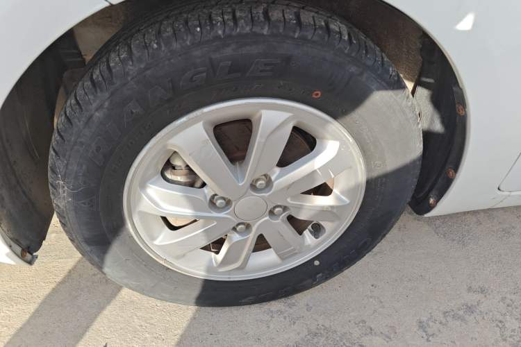 Used Kia K2 2015 Sedan 1.4L Automatic GLS
