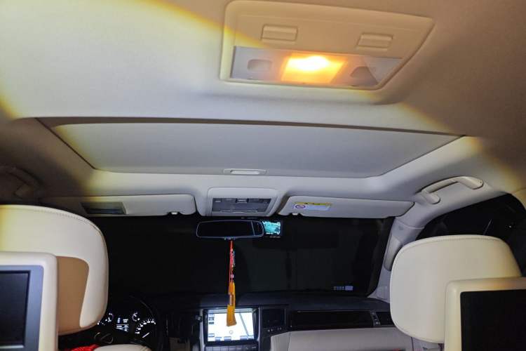 Used Lexus LX 2013 570