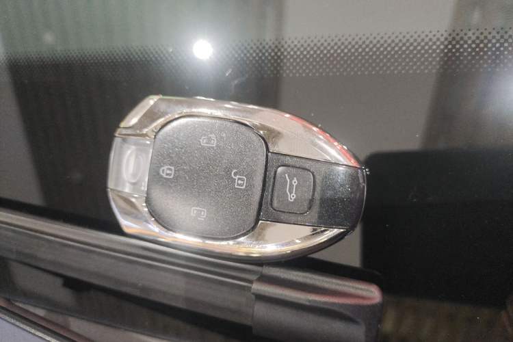 Used GAC Trumpchi Xiangwang M8 2025 Kunkun Series Ultra First-Class Cabin