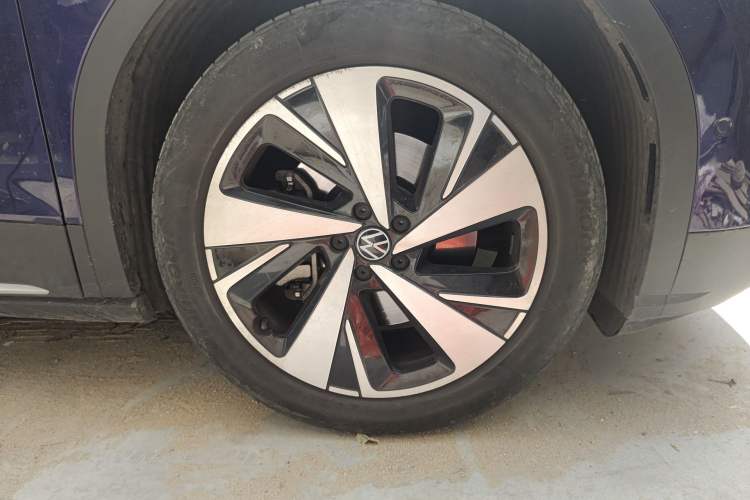 Used Volkswagen ID.6 X 2021 Pro Smart Long-Range Edition Right Front Wheel Hub