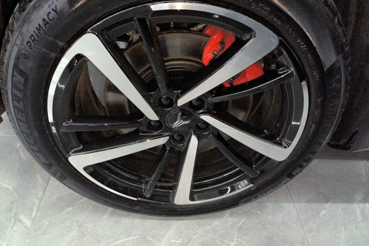 Used VOYAH FREE 2025 Model FREE+ Rear-Drive Qiankun Edition
