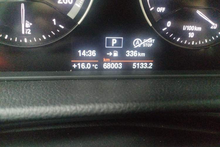 Used BMW 2 Series Gran Tourer 2019 220i Luxury Sports Package Odometer Close Up